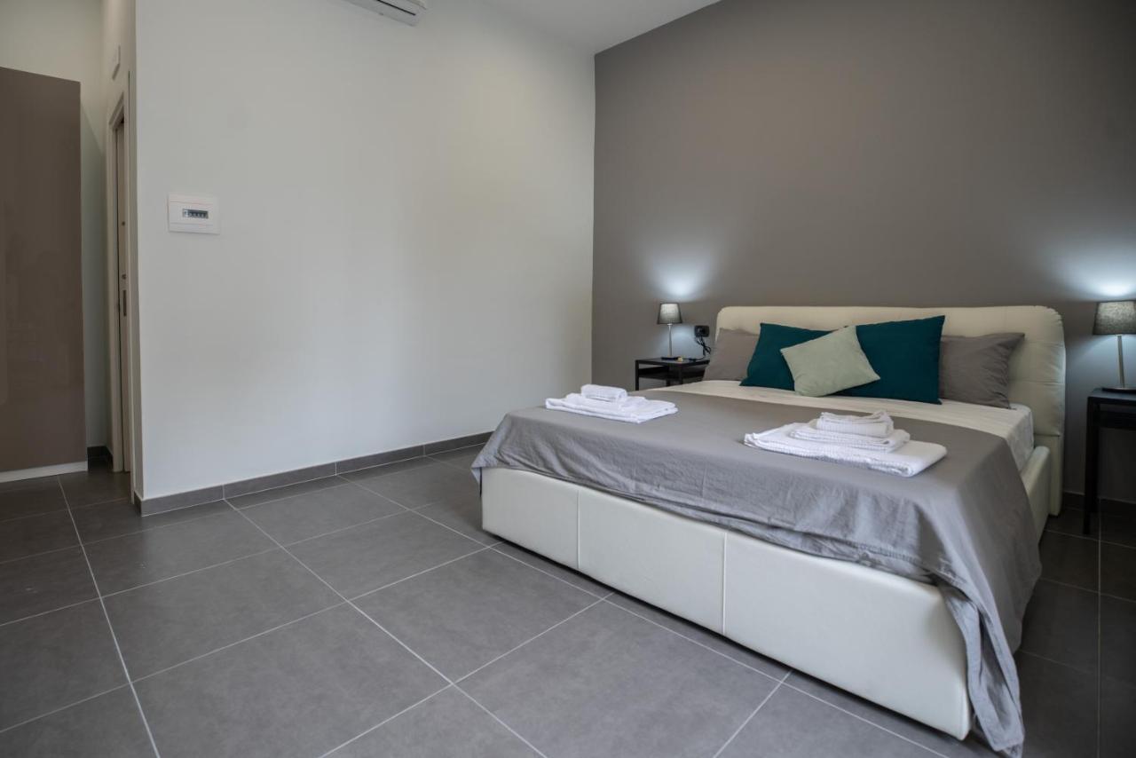 Doria Suites Napoli エクステリア 写真