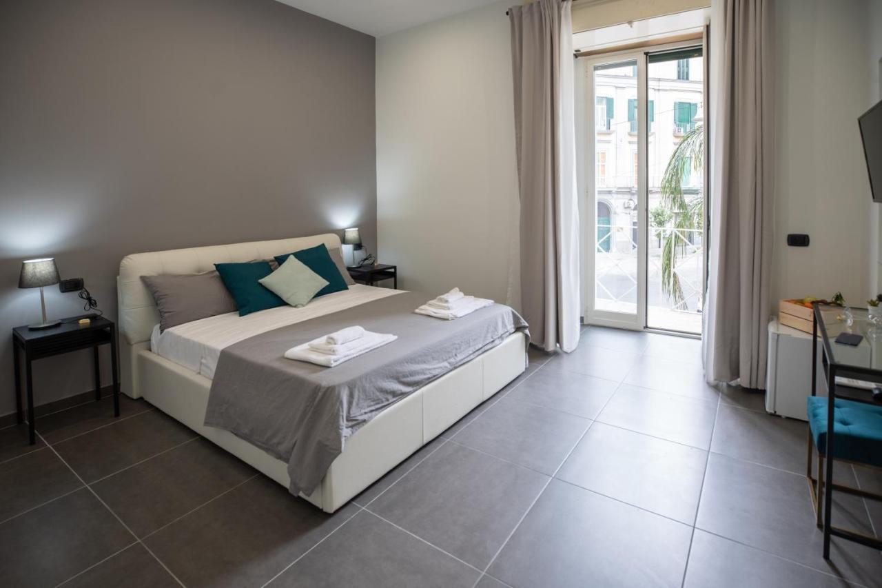 Doria Suites Napoli エクステリア 写真