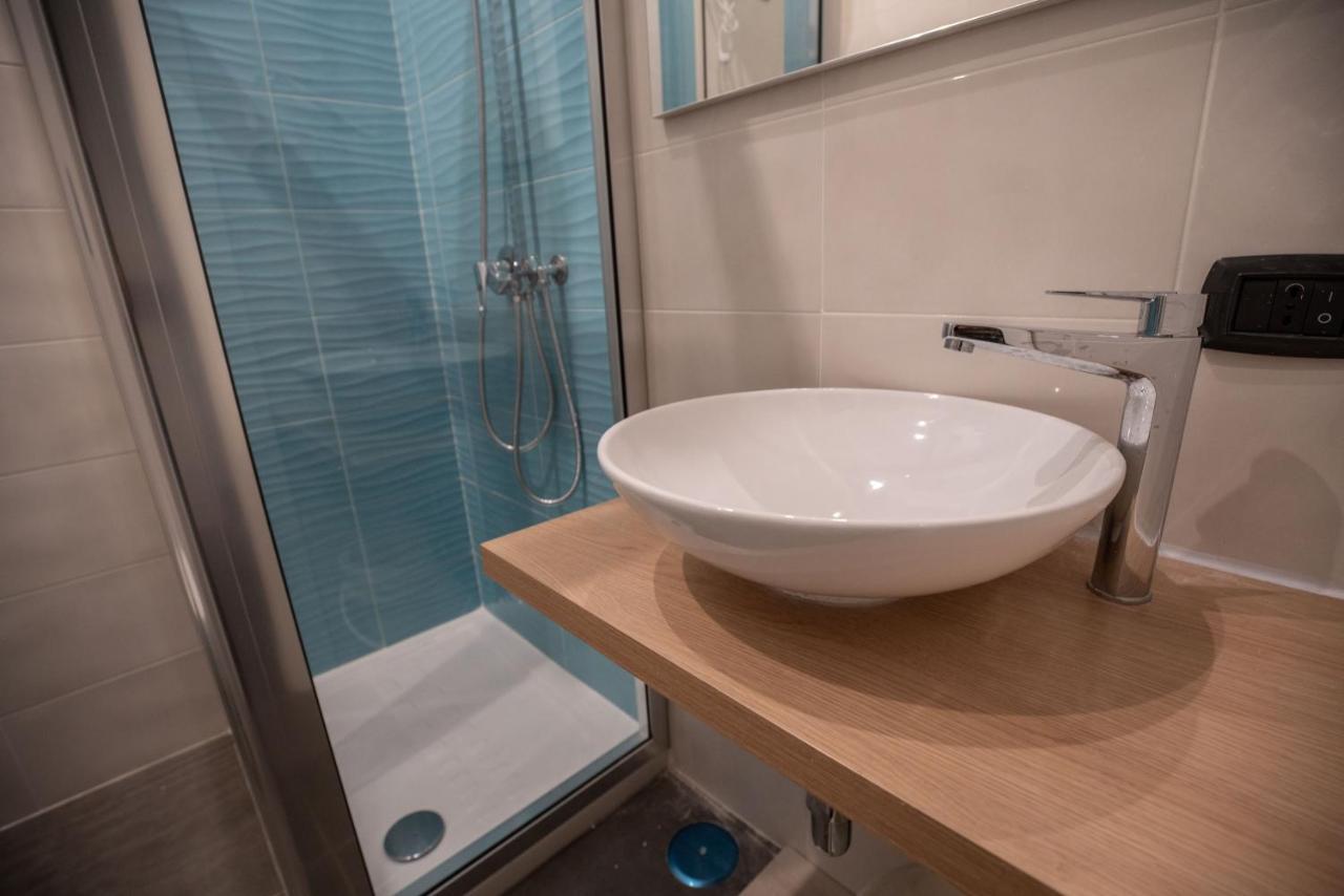 Doria Suites Napoli エクステリア 写真