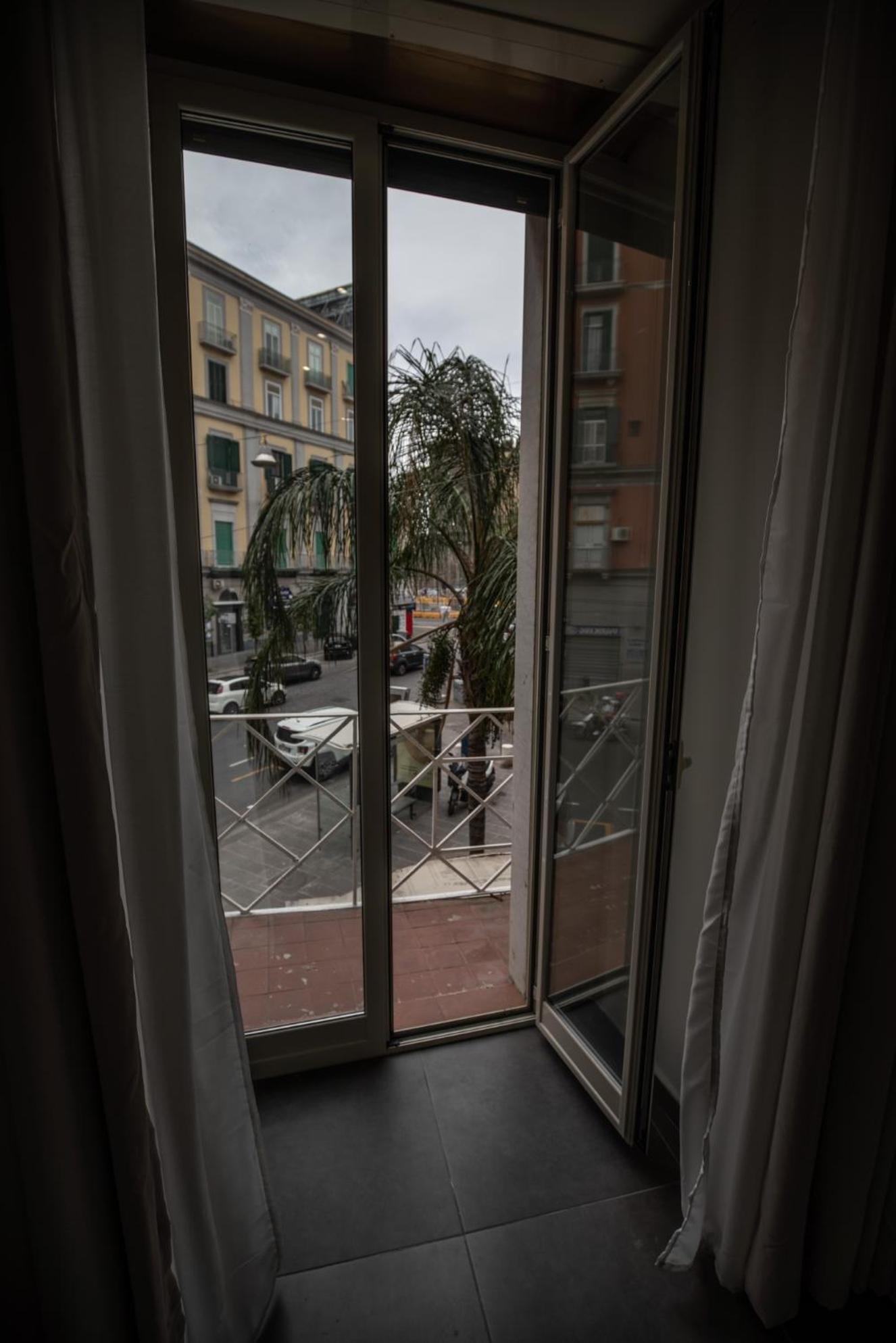 Doria Suites Napoli エクステリア 写真