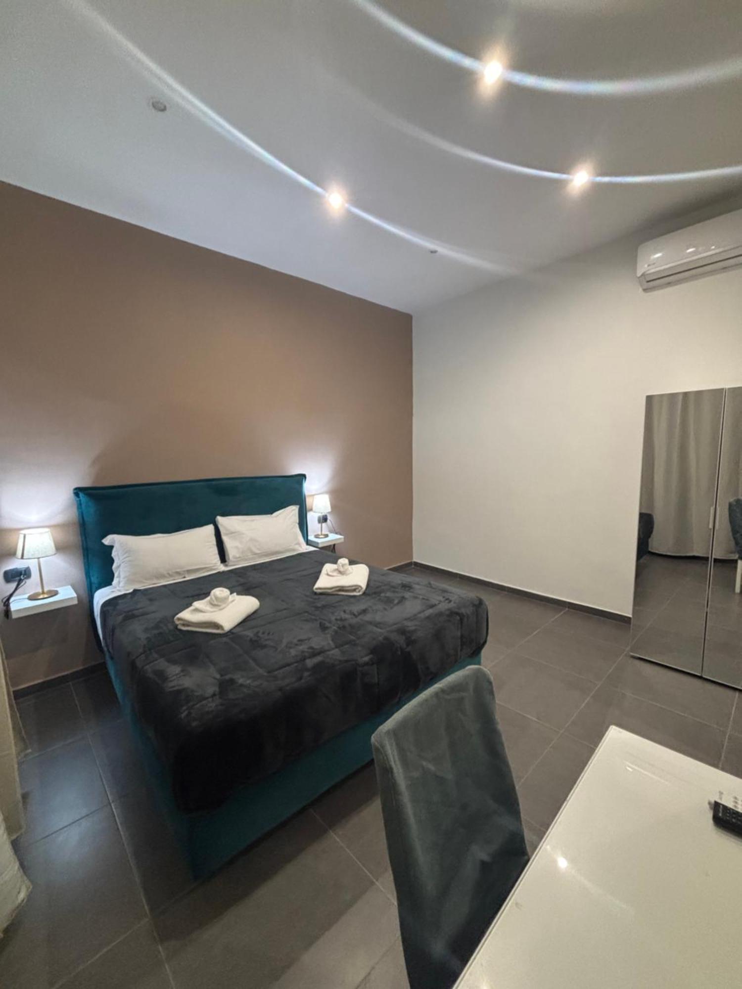 Doria Suites Napoli エクステリア 写真