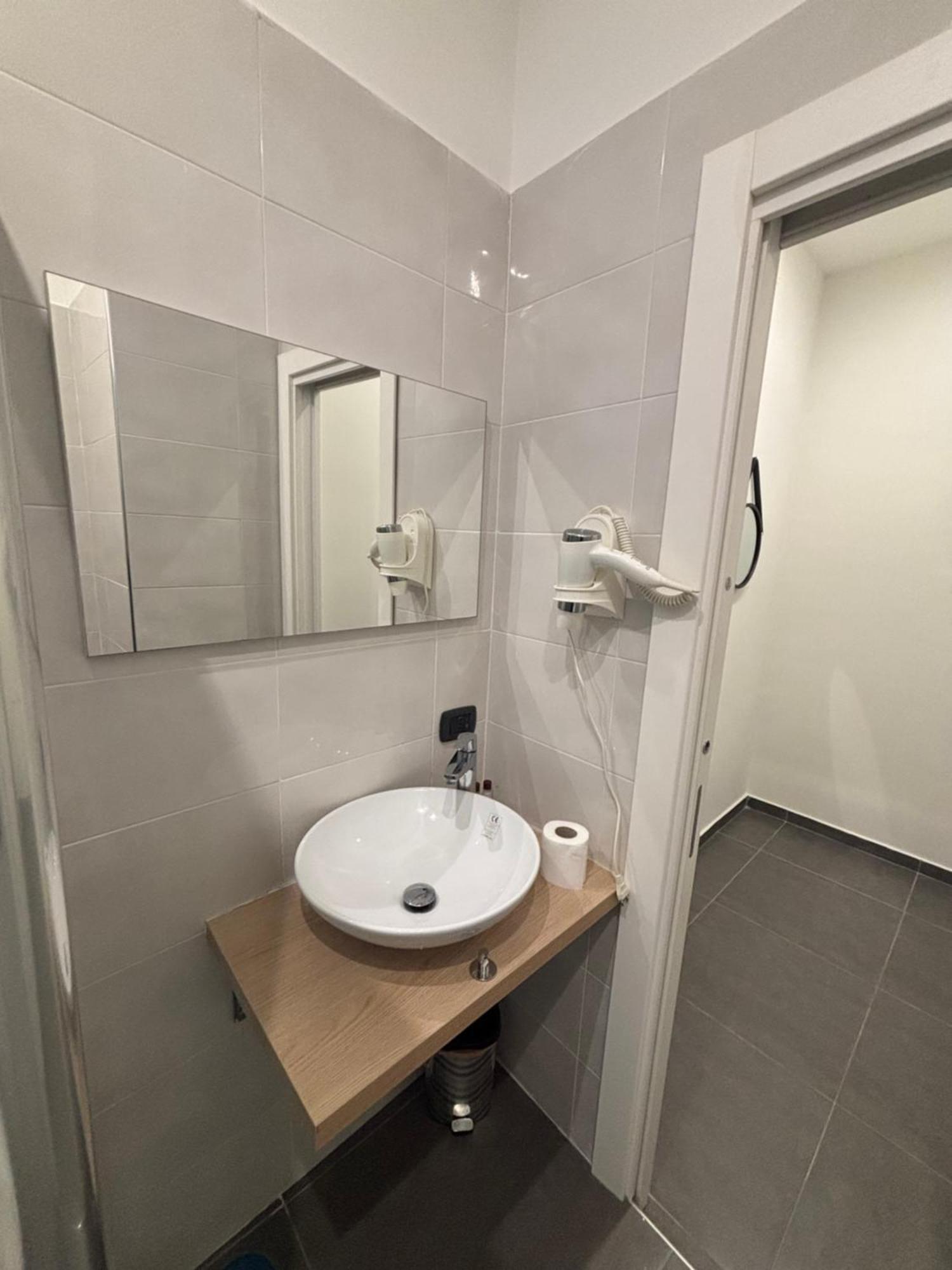 Doria Suites Napoli エクステリア 写真